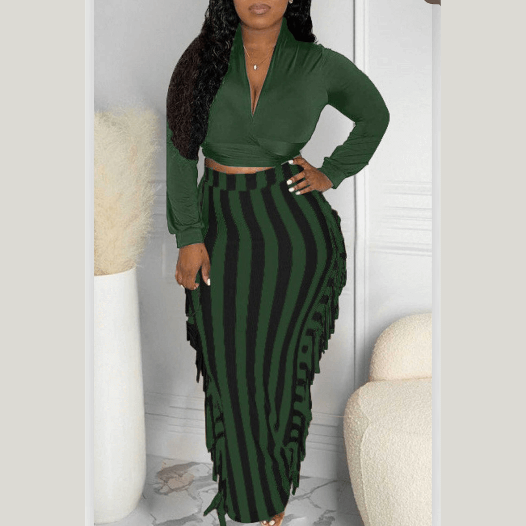 Elegant V Neck Long Sleeve Pattern Crop Top Striped Tassel Skirt Two Pieces Set